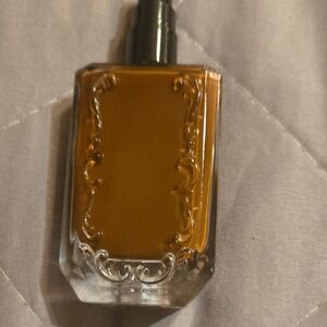 Elegant Amber Makeup Foundation